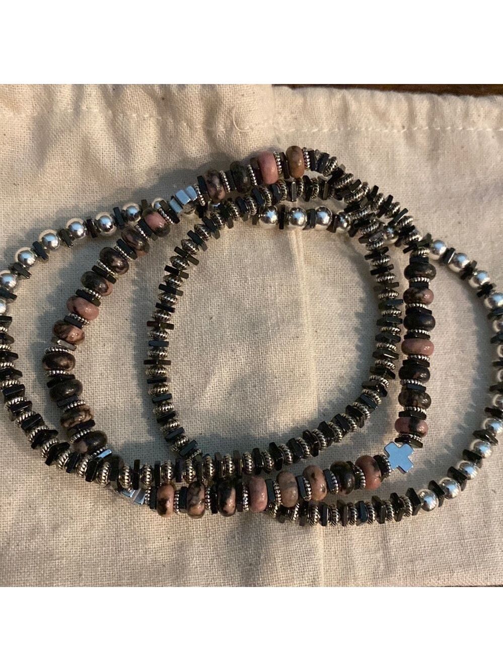 Stunning Handmade Beaded Stretchy Bracelet or necklace in black pink silver.